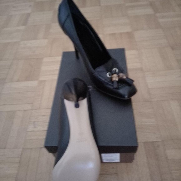 Authentic Gucci | Shoes - Picture 3 of 9